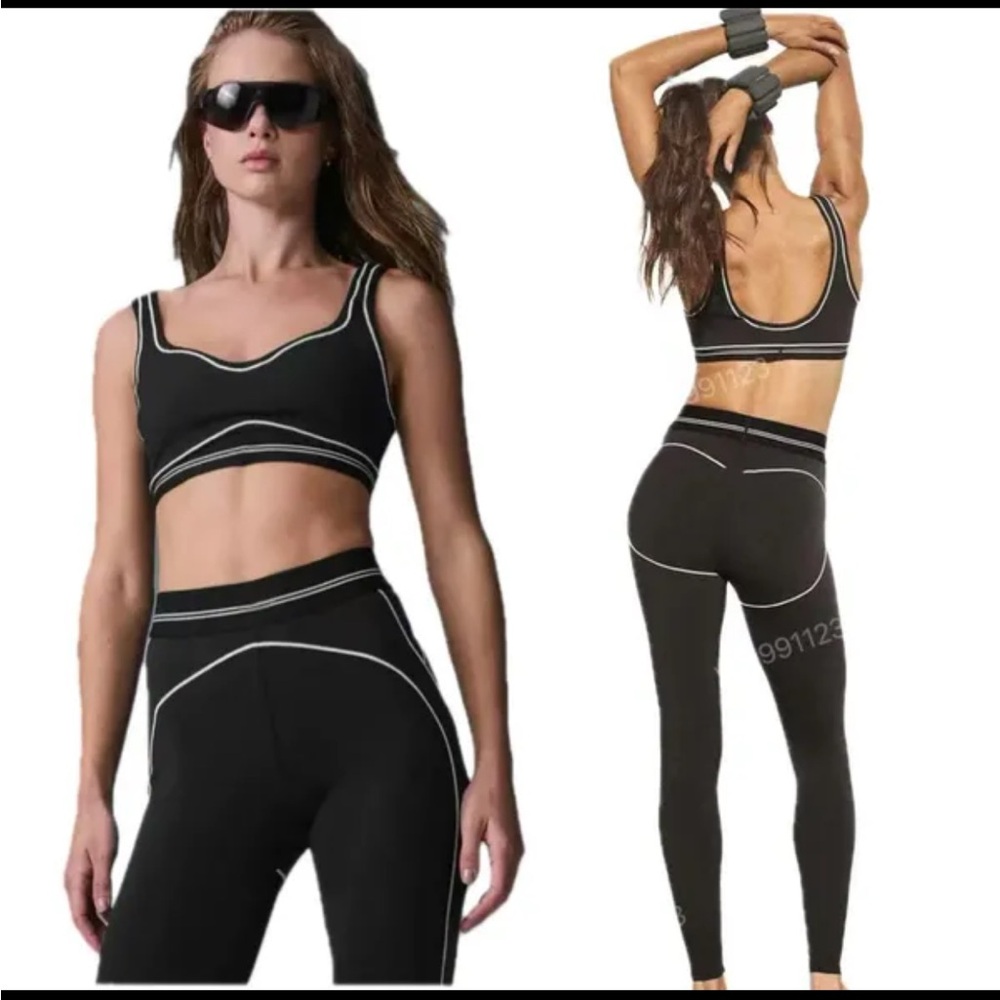 ALO Yoga Black Leggings with White Piping - Picture 4 of 8